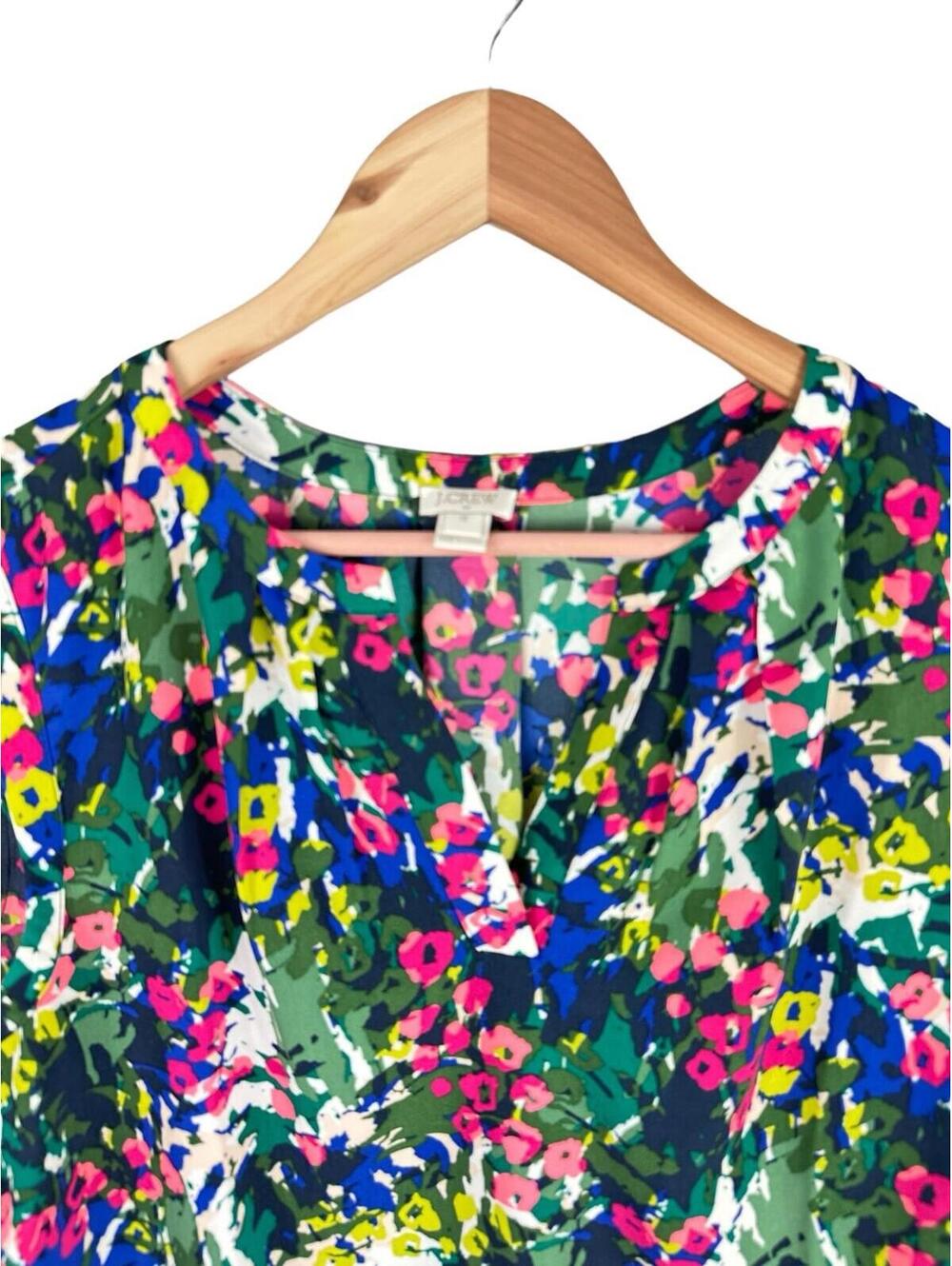 J. CREW Women Thin Lightweight Sleeveless Summer Blouse Multicolor Floral 10 - Picture 3 of 9